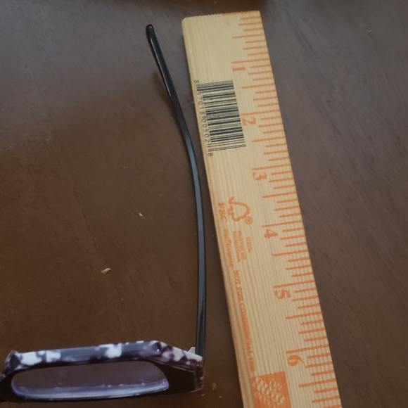 Cute Frames for wearing with or without prescription - Picture 6 of 6